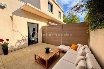 Villa - 145 m² - 6 pièces