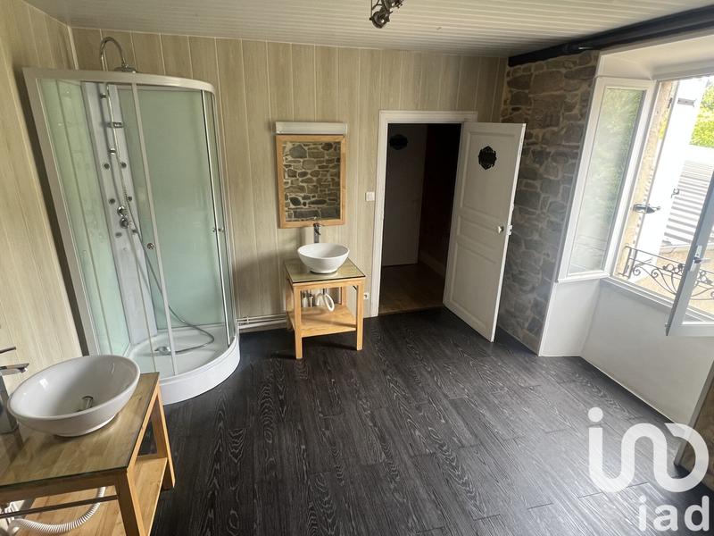 Maison - 316 m² - 16 pièces