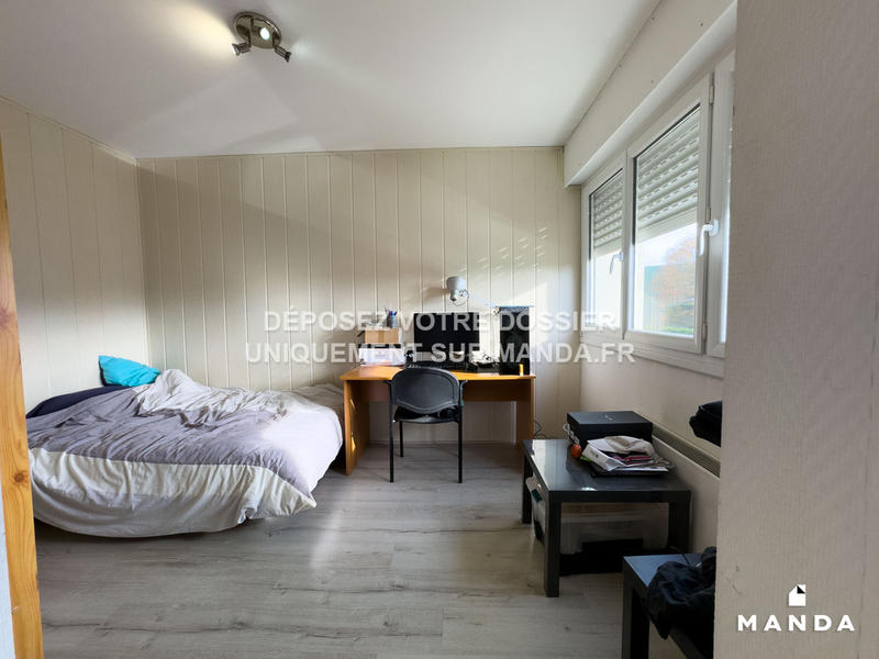 Chambre - 10 m² - 4 pièces