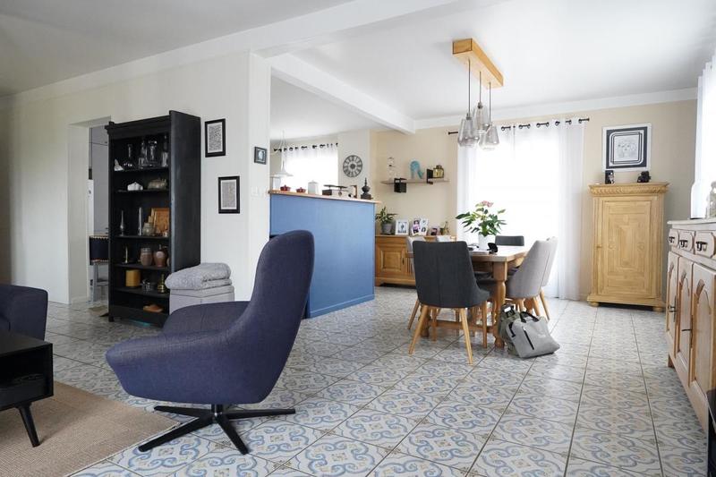 Maison - 196 m² - 7 pièces