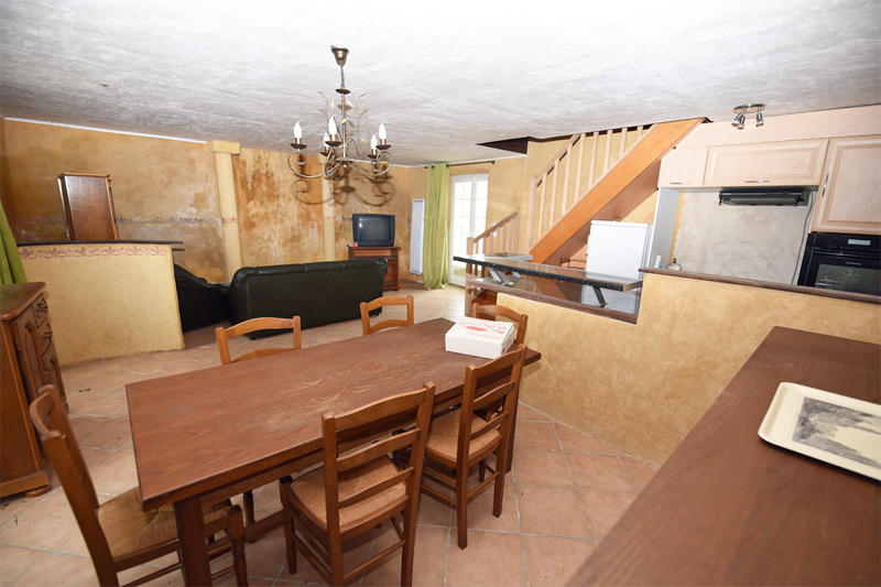 Maison - 96 m² - 3 pièces