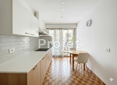 Appartement - 121 m² - 5 pièces