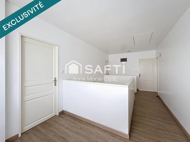 Maison - 180 m² - 7 pièces