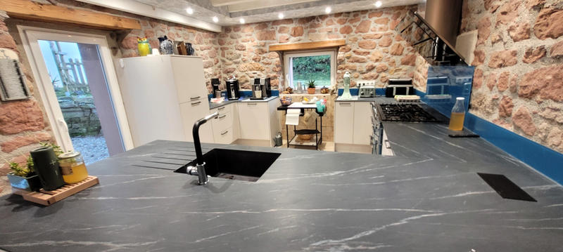 Propriété - 300 m² - 9 pièces