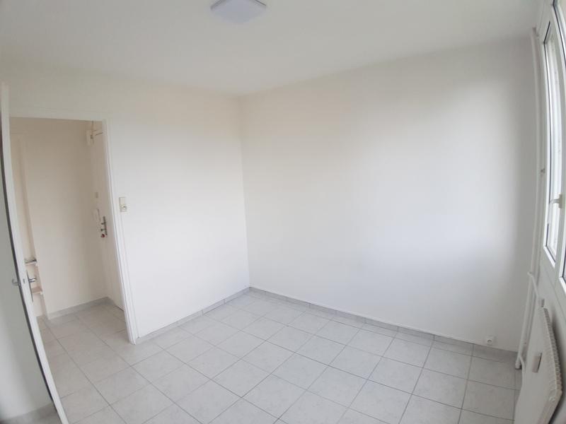 Appartement - 81 m² - 5 pièces