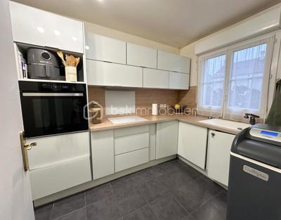 Maison - 98 m² - 5 pièces