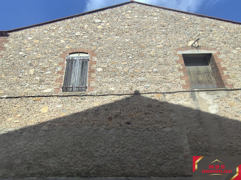 Appartement - 250 m² - 2 pièces