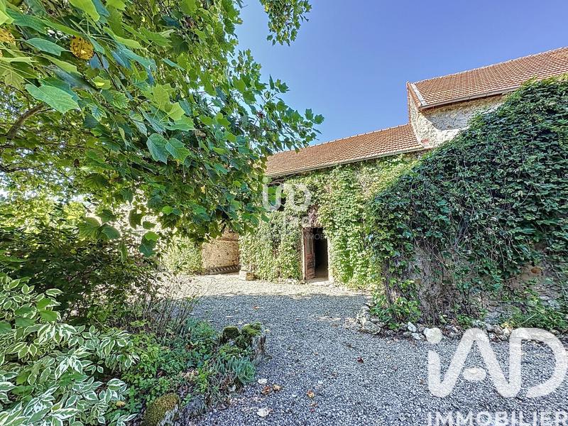 Maison de village - 220 m² - 8 pièces