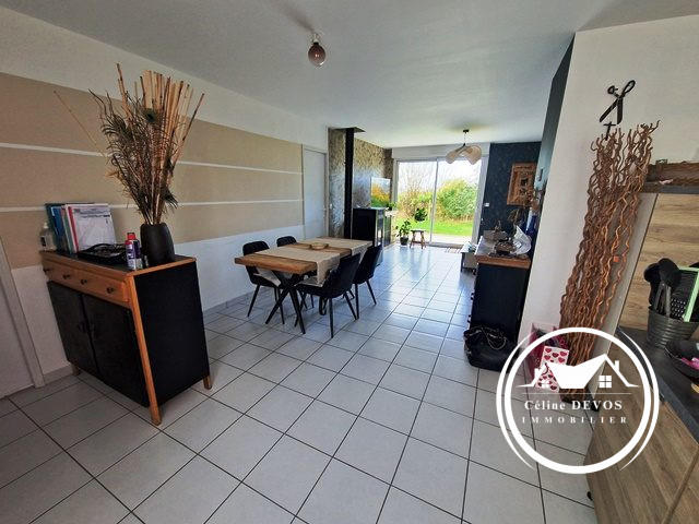 Maison - 98 m² - 5 pièces