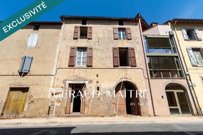 Maison - 101 m² - 8 pièces