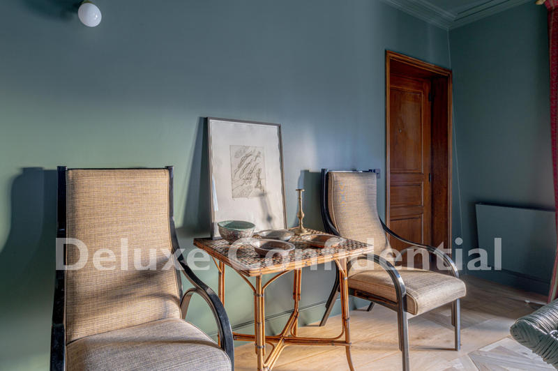 Appartement - 125 m² - 6 pièces