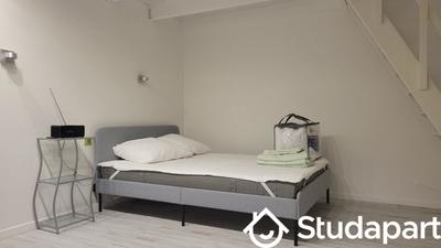 Chambre - 11 m² - 1 pièce