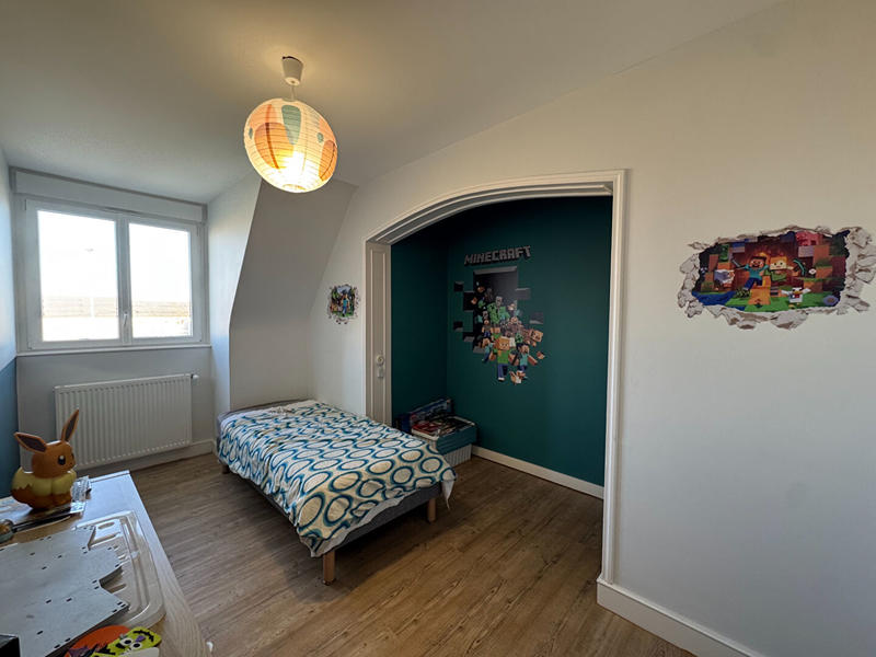 Maison - 187 m² - 7 pièces