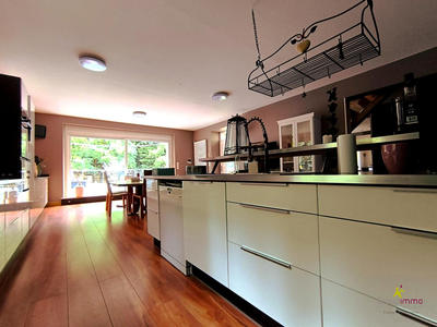 Maison - 333 m² - 12 pièces