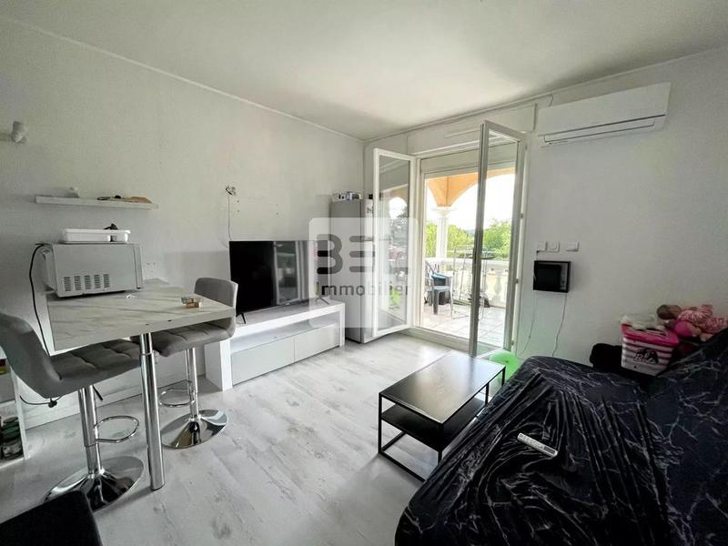 Maison - 273 m² - 11 pièces