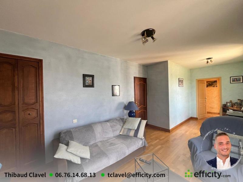 Maison - 208 m² - 6 pièces