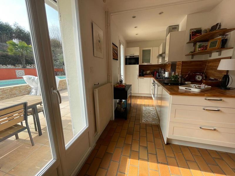 Maison - 180 m² - 6 pièces