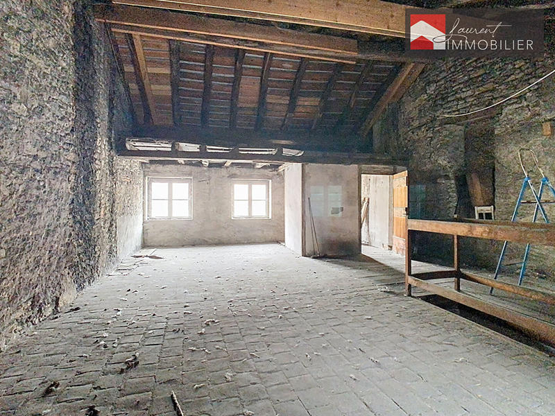 Maison - 178 m² - 9 pièces