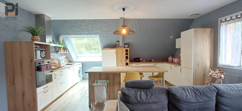 Maison - 200 m² - 7 pièces