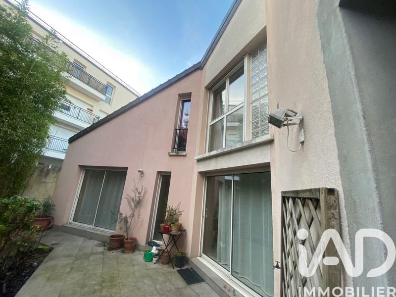 Maison - 163 m² - 7 pièces