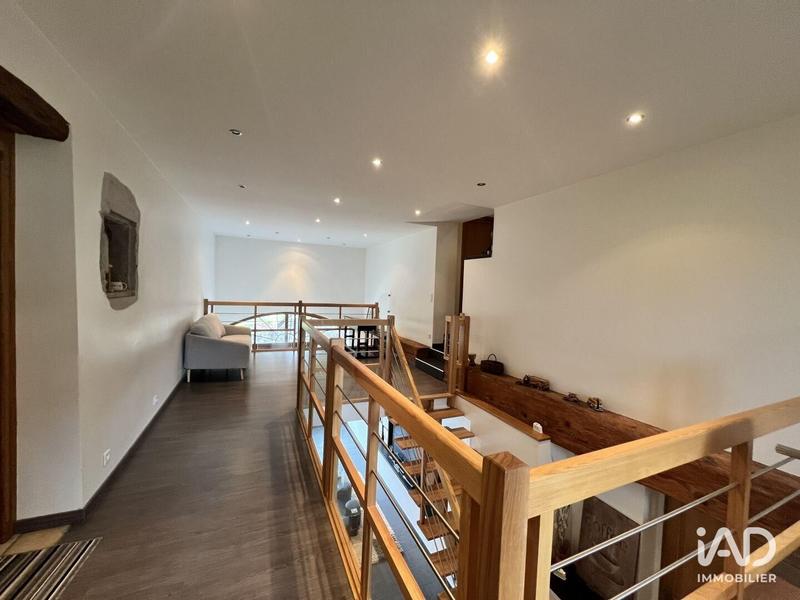 Maison - 237 m² - 6 pièces