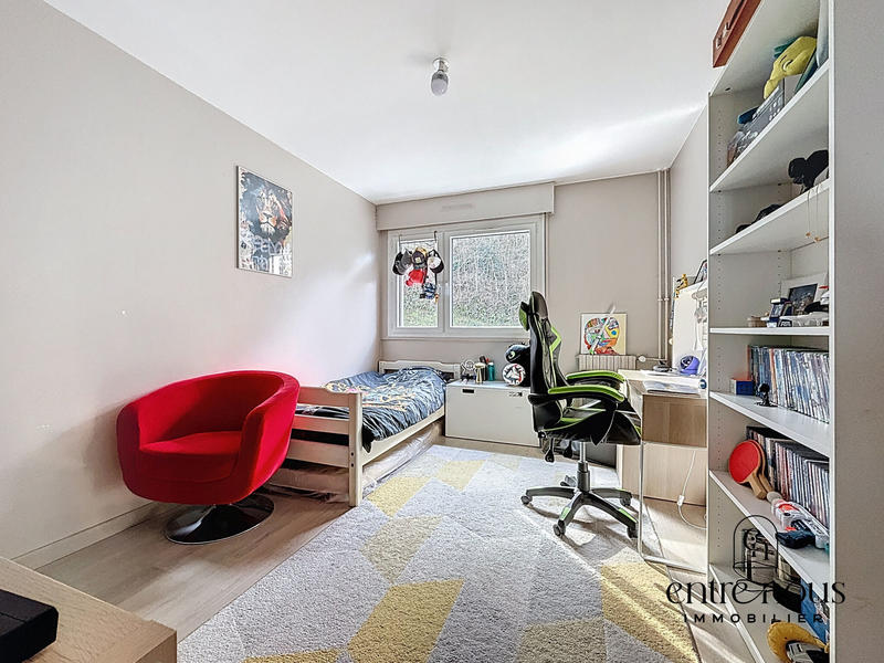 Appartement - 122 m² - 5 pièces