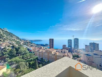 Appartement - 111 m² - 4 pièces