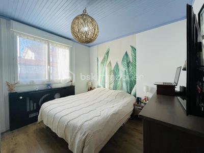 Maison - 130 m² - 6 pièces