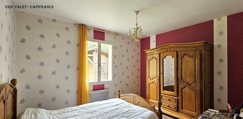 Maison - 104 m² - 4 pièces