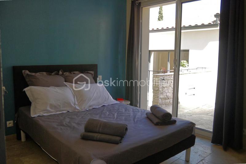 Villa - 170 m² - 6 pièces