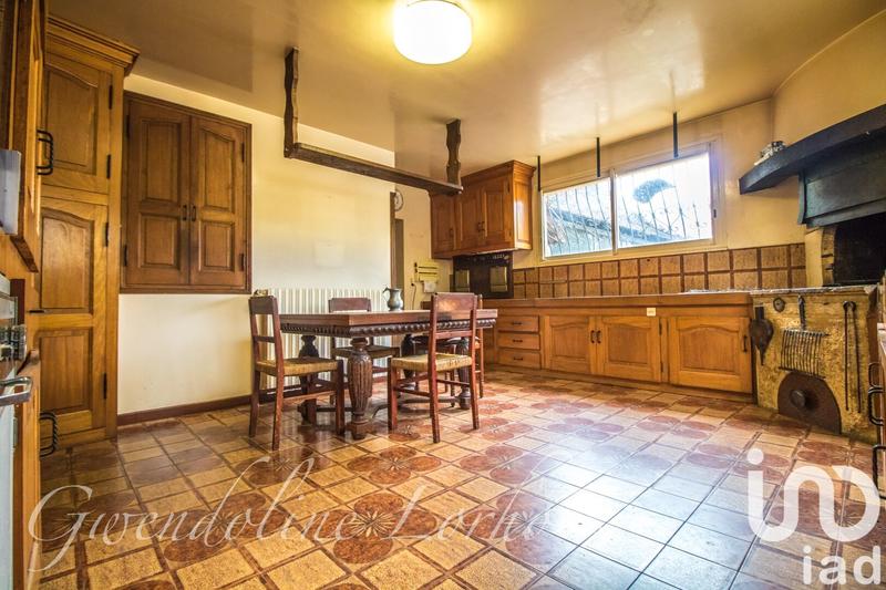 Maison - 629 m² - 11 pièces