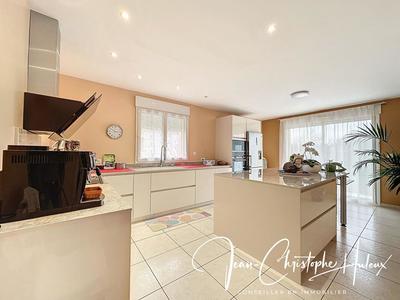 Villa - 190 m² - 6 pièces