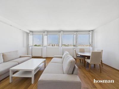 Appartement - 90 m² - 4 pièces