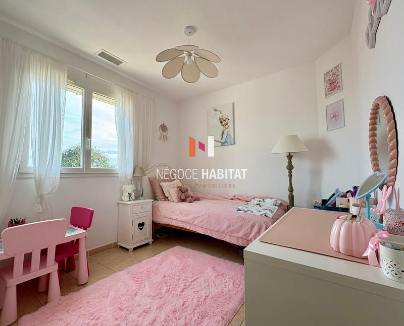 Maison - 87 m² - 5 pièces