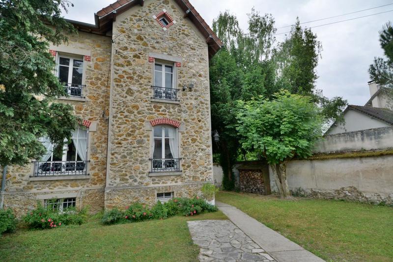 Maison - 115 m² - 6 pièces
