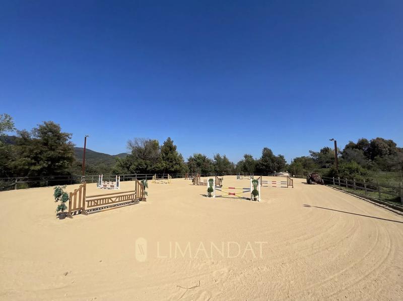 Villa - 524 m² - 9 pièces