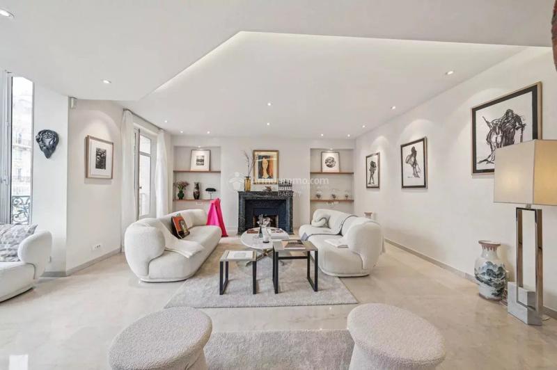 Appartement - 224 m² - 6 pièces