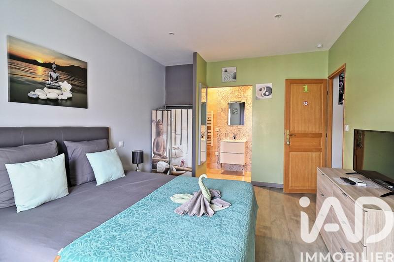 Maison - 195 m² - 7 pièces