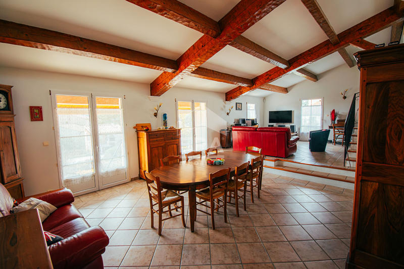 Maison - 147 m² - 5 pièces