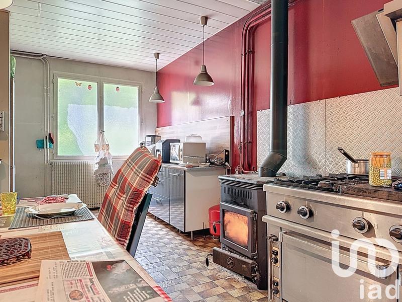 Maison - 232 m² - 7 pièces