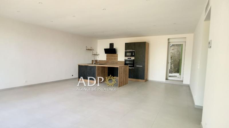 Appartement - 111 m² - 3 pièces