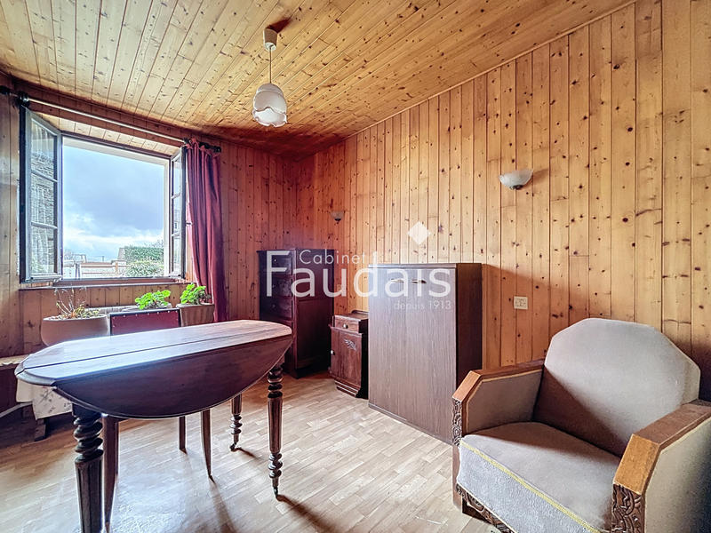 Maison - 104 m² - 5 pièces