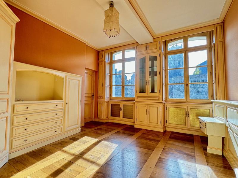 Appartement - 129 m² - 5 pièces