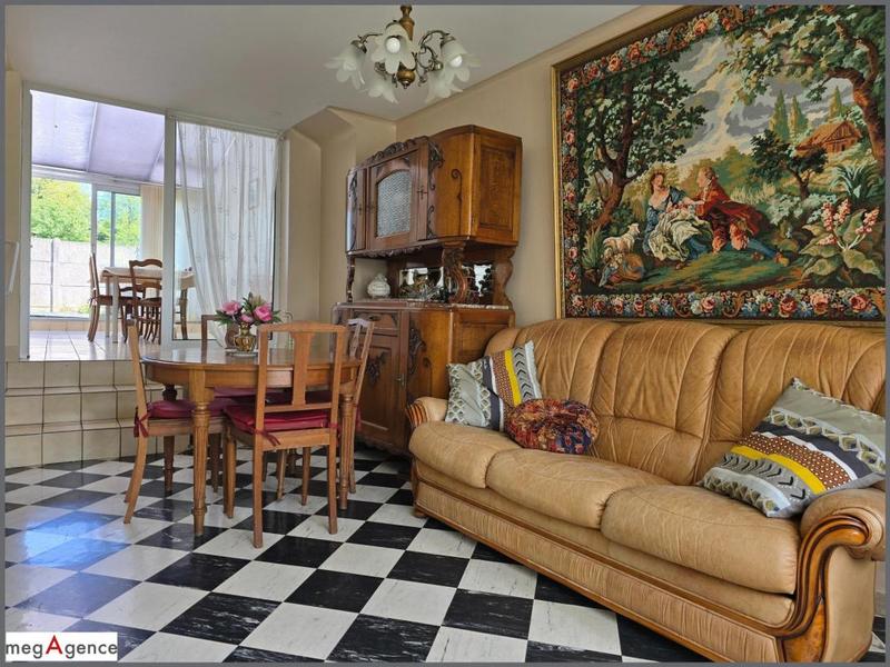 Maison - 105 m² - 6 pièces