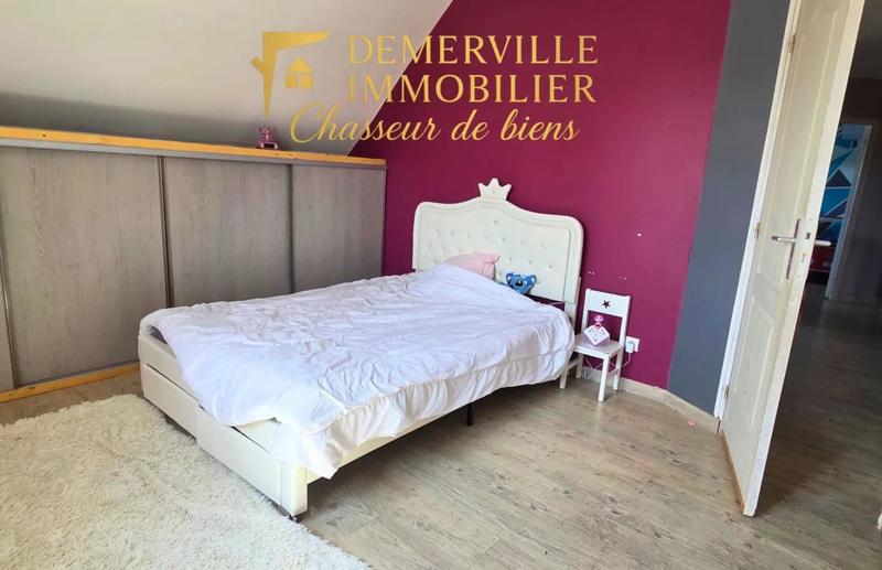 Maison - 169 m² - 6 pièces