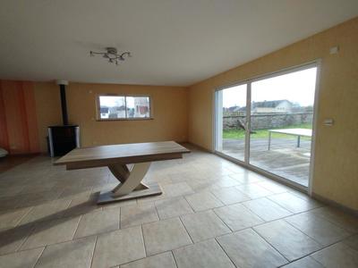 Pavillon - 143 m² - 7 pièces