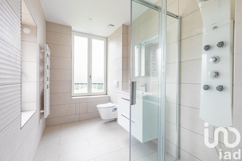 Maison - 140 m² - 6 pièces