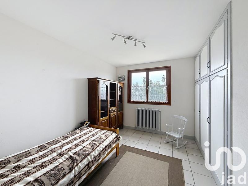 Maison - 180 m² - 8 pièces