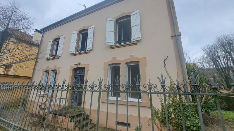 Maison bourgeoise - 232 m² - 8 pièces