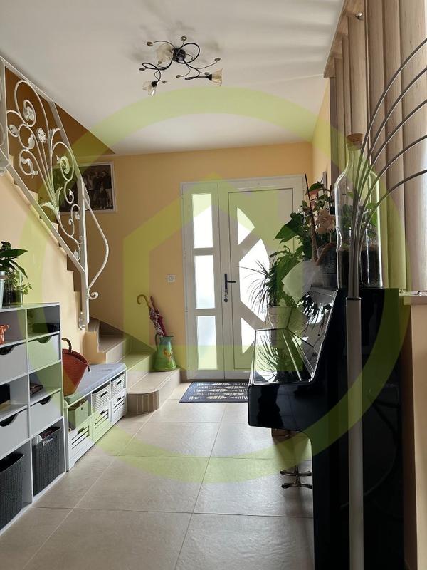 Maison - 146 m² - 6 pièces